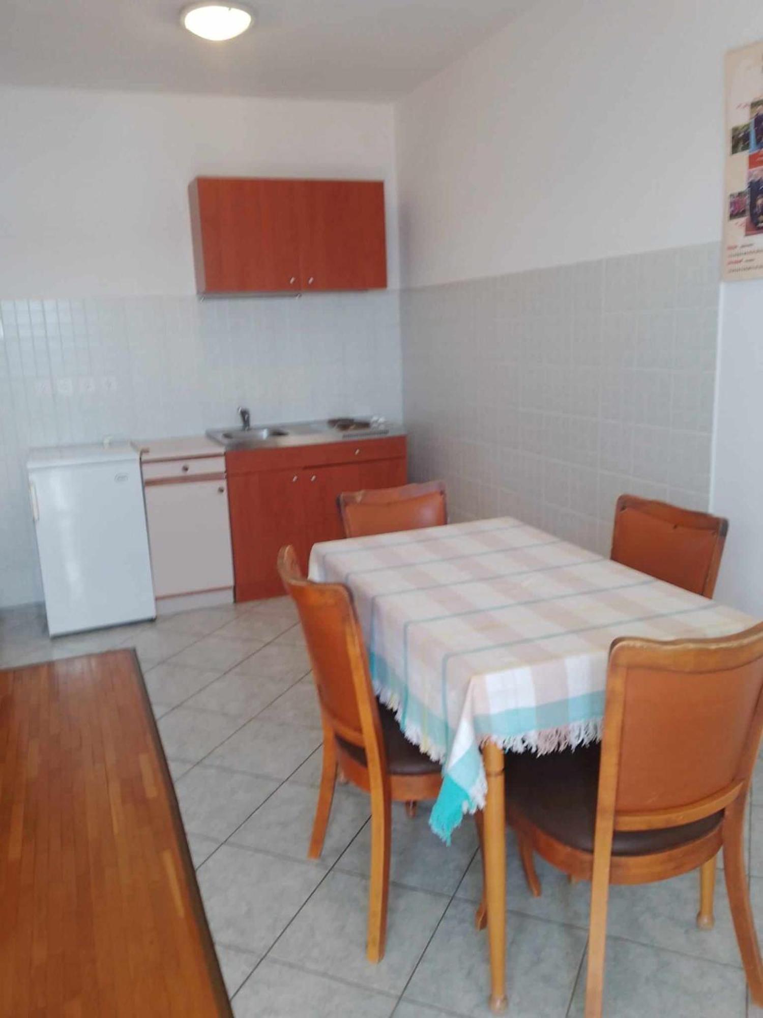 Apartment Pemper Novi Vinodolski Esterno foto